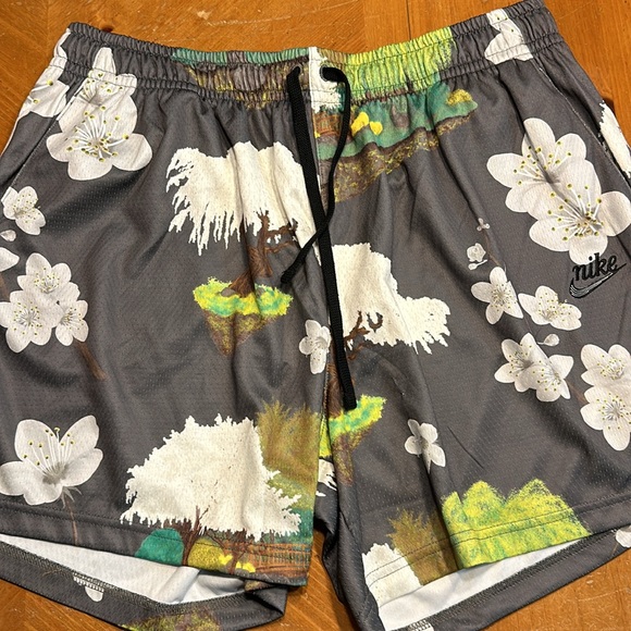 Men’s Nike Club Cherry Blossom Shorts Mesh Grey FN1843-068 Size XL NEW - Picture 5 of 5
